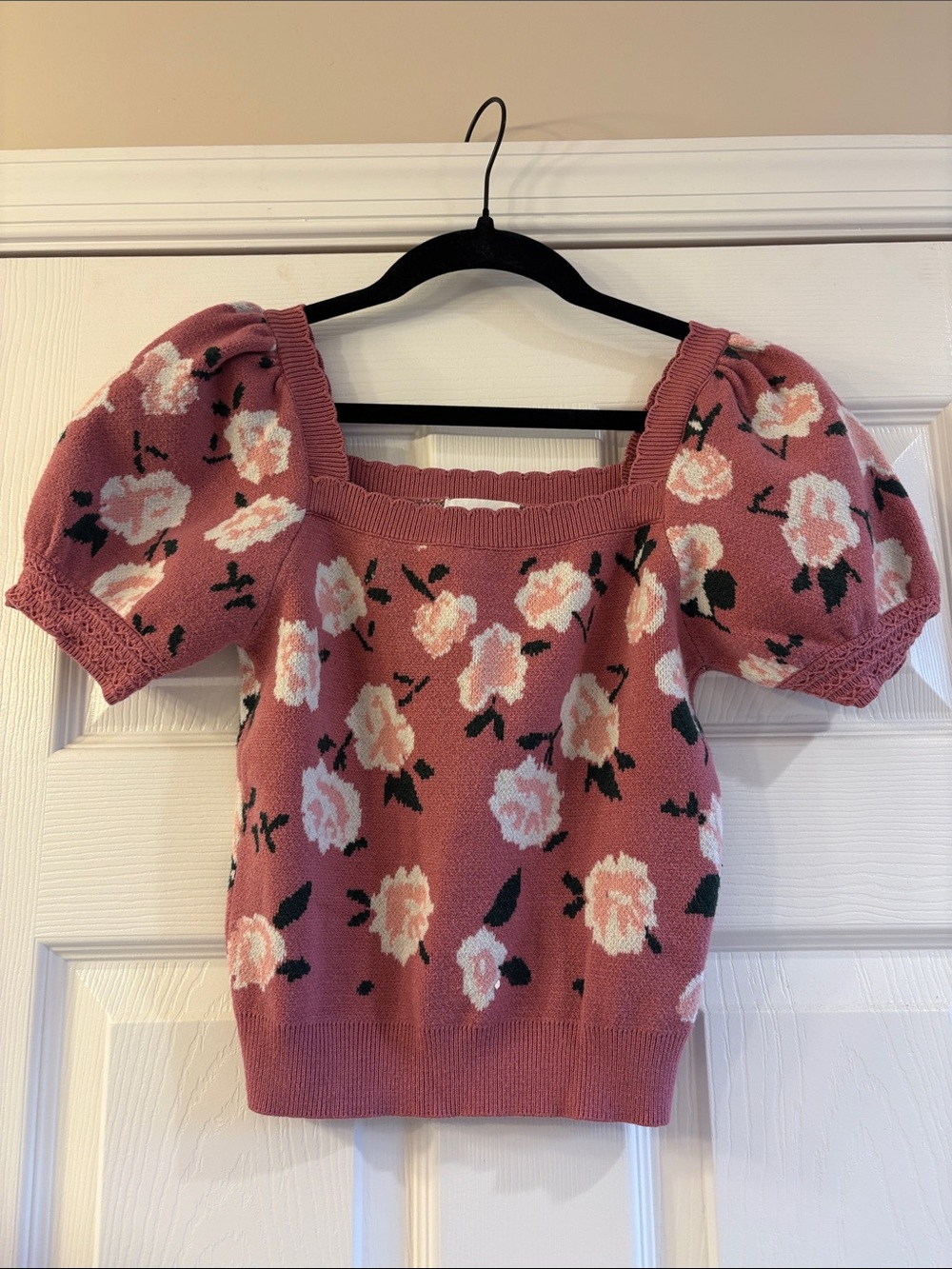 Willow & Wind Pink Floral Square Neck Puff Sleeve Sweater Top
